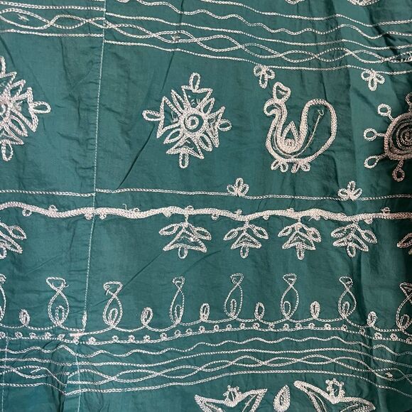 3 for $30! Chicos embroidered button down shirt - Picture 6 of 10